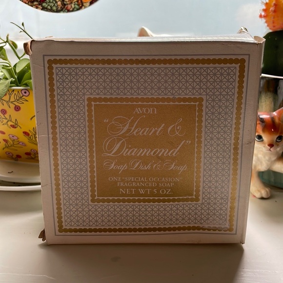 Vintage Avon Crystal Heart Soap Dish - Picture 2 of 4